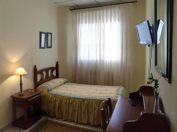 Hostal El Pinar Ávila エクステリア 写真